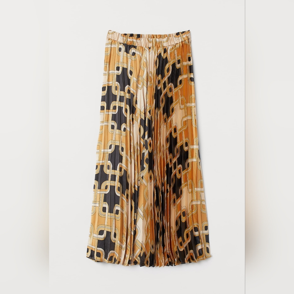 RICHARD ALLEN x H&M Satin Pleated Skirt